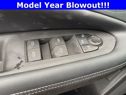 New 2024 Chevrolet Blazer EV LT image 11