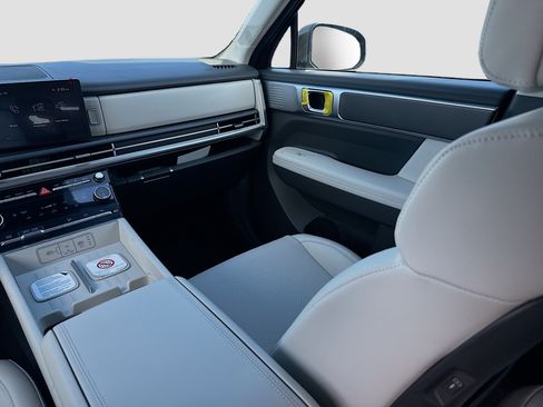 New 2026 Hyundai Santa Fe SEL FWD image 16