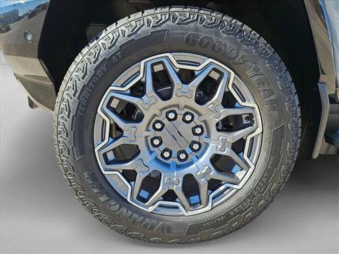 New 2026 GMC Hummer EV SUV image 10