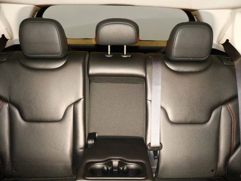 Used 2019 Jeep Compass Trailhawk w/ Leather Interior Group image 23