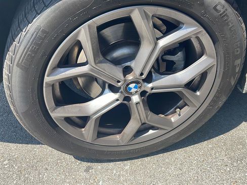 Used 2023 BMW X3 xDrive30i w/ Premium Package AWD/4WD image 3