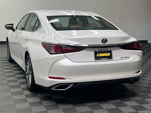 Certified 2025 Lexus ES 350 image 7