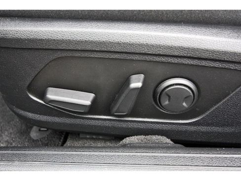 Used 2025 Hyundai Sonata SEL FWD image 33