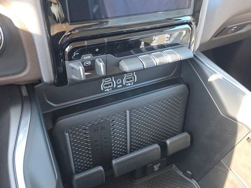 New 2026 RAM 1500 Laramie w/ Laramie Southwest Edition AWD/4WD image 19