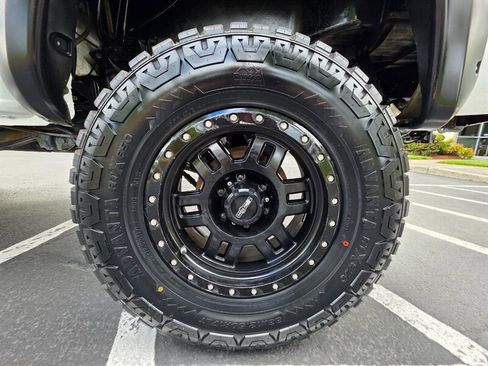 Used 2015 Toyota Tacoma 4x4 Double Cab w/ TRD Sport Package image 47