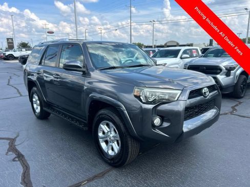 Used 2016 Toyota 4Runner SR5 AWD/4WD image 24