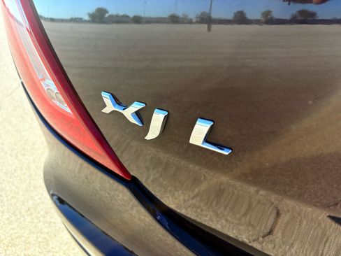 Used 2014 Jaguar XJ L Portfolio image 34