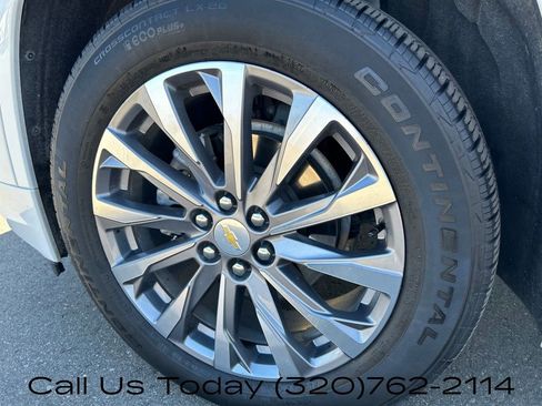 Certified 2023 Chevrolet Traverse Premier AWD/4WD image 11