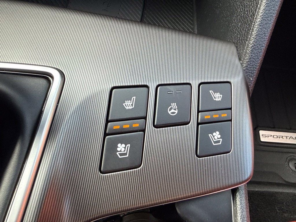 Used 2026 Kia Sportage SX AWD/4WD image 25