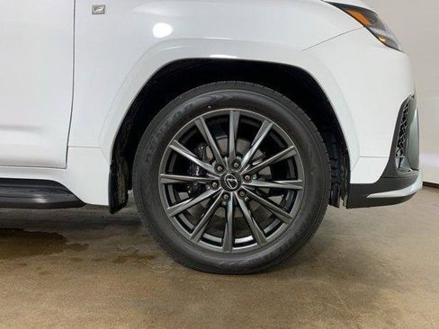 Used 2024 Lexus LX 600 F Sport image 40