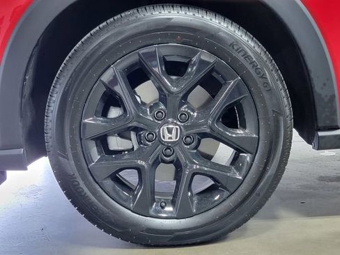 Certified 2025 Honda HR-V Sport image 9