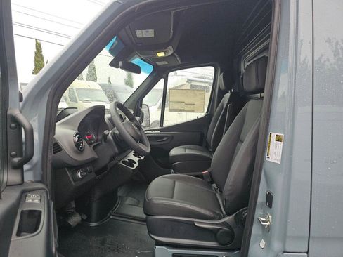 New 2025 Mercedes-Benz Sprinter 2500 image 20