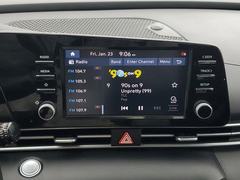 Used 2022 Hyundai Elantra SEL w/ Convenience Package image 23