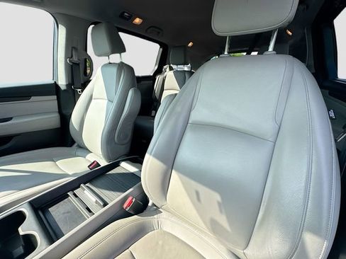 Certified 2024 Honda Odyssey EX-L image 20