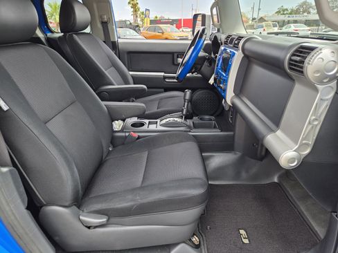 Used 2008 Toyota FJ Cruiser 2WD image 14