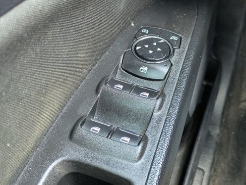 Used 2020 Ford Fusion SE FWD image 17