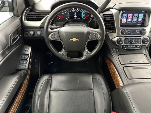 Used 2017 Chevrolet Tahoe Premier AWD/4WD image 29