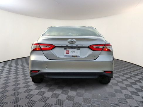 Certified 2018 Toyota Camry LE FWD image 6