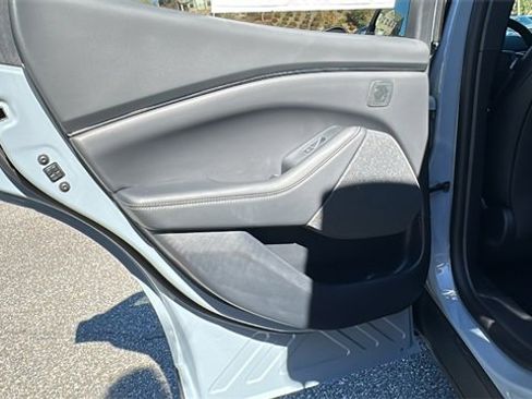 New 2025 Ford Mustang Mach-E Premium image 20