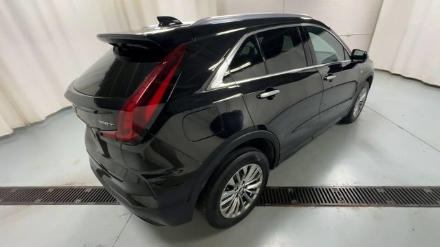Certified 2024 Cadillac XT4 Premium Luxury w/ Cold Weather Package AWD/4WD image 8