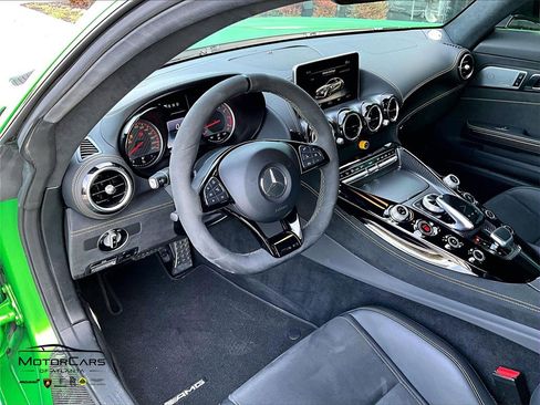 Used 2018 Mercedes-Benz AMG GT R image 12