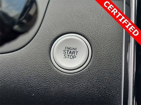 Used 2022 Hyundai Santa Cruz Limited image 7