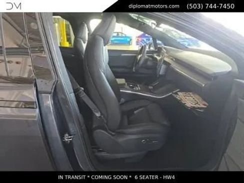 Used 2025 Tesla Model X AWD/4WD image 8