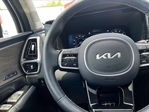 Used 2023 Kia Sorento SX Prestige AWD/4WD image 12