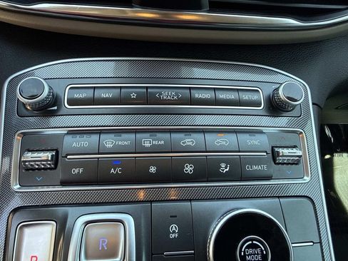 Used 2023 Hyundai Santa Fe SEL FWD image 30