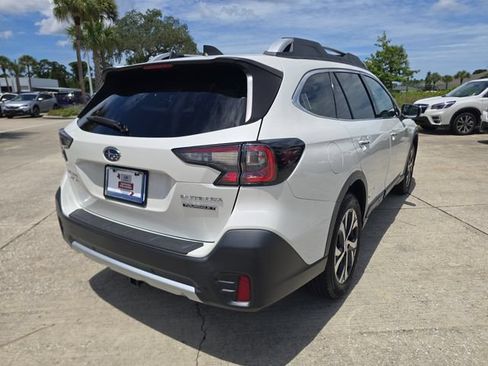 Certified 2021 Subaru Outback Touring XT AWD/4WD image 3
