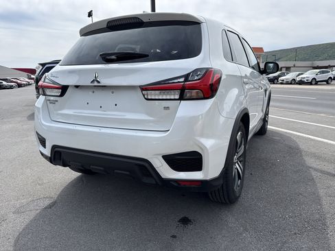 Used 2020 Mitsubishi Outlander Sport AWD image 3