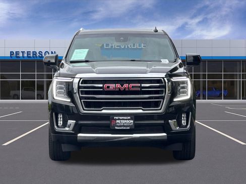 Used 2023 GMC Yukon SLT AWD/4WD image 9