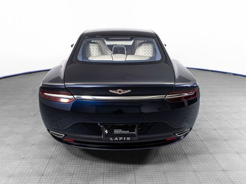Used 2018 Aston Martin Lagonda image 4