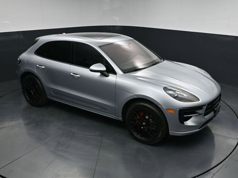 Certified 2020 Porsche Macan GTS w/ Premium Package Plus (PF4) AWD/4WD image 20