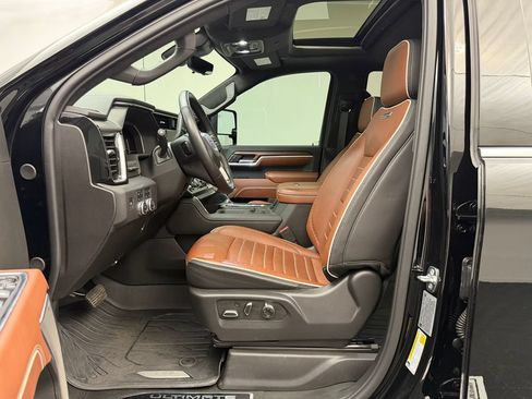 Used 2025 GMC Sierra 2500 Denali Ultimate AWD/4WD image 5