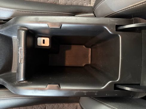 Used 2016 Chevrolet Colorado Z71 AWD/4WD image 27