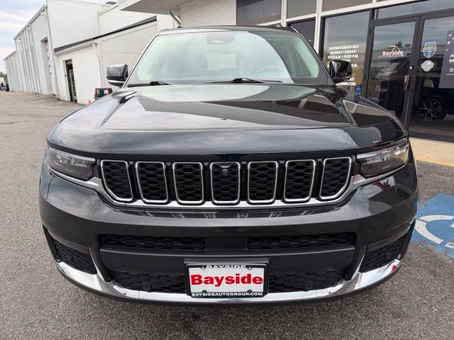 Used 2023 Jeep Grand Cherokee L Limited w/ Luxury Tech Group II AWD/4WD image 42