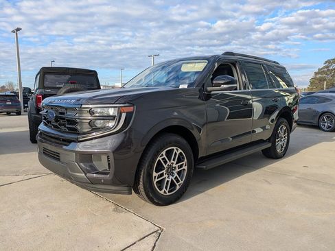 New 2025 Ford Expedition Active image 7