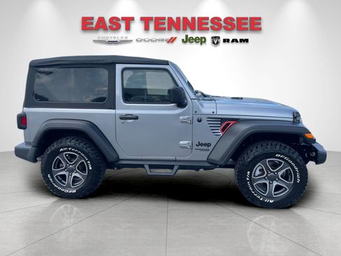 Used 2021 Jeep Wrangler Sport AWD/4WD image 2