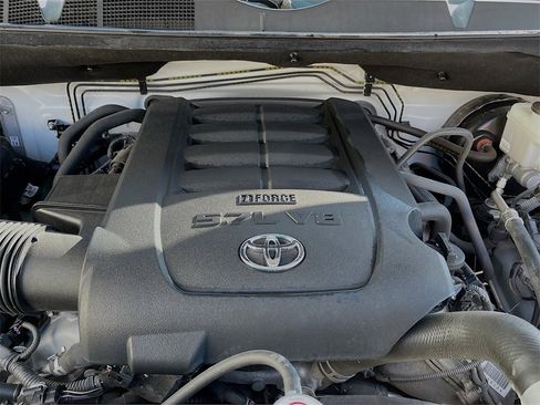 Used 2020 Toyota Tundra SR5 w/ SR5 Upgrade Package image 30