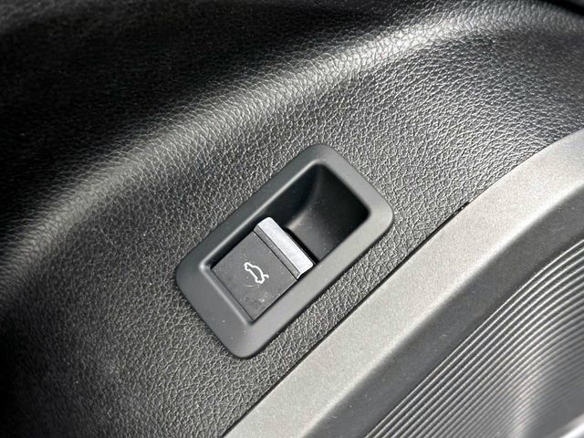 Certified 2023 Audi SQ5 Premium Plus w/ Premium Plus Package AWD/4WD image 20