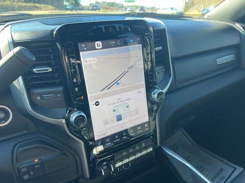 Used 2024 RAM 2500 Big Horn w/ Level 2 Equipment Group image 19