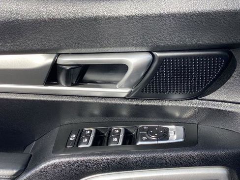 Used 2021 Kia Telluride S image 19