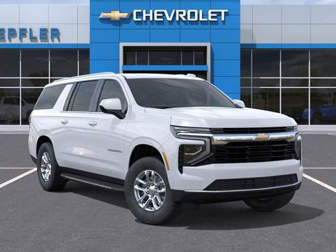 New 2026 Chevrolet Suburban LS image 7