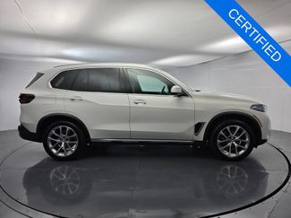 Certified 2024 BMW X5 sDrive40i w/ Premium Package RWD video 3