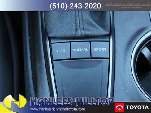 Used 2024 Toyota Camry SE image 20