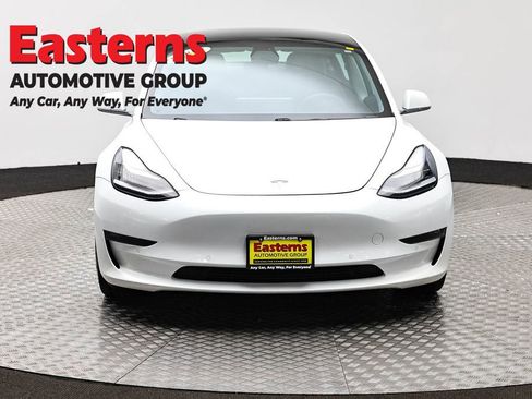 Used 2019 Tesla Model 3 Long Range image 2