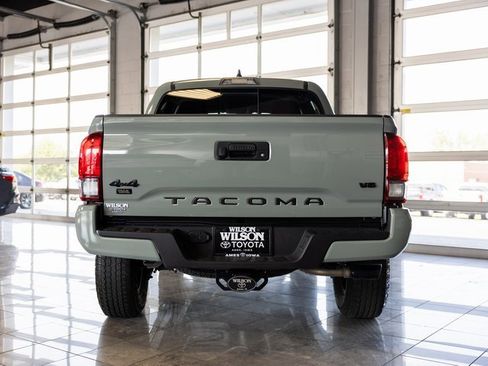 Used 2023 Toyota Tacoma w/ Trail Edition image 4