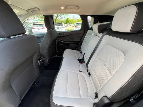 Used 2025 Ford Escape Active AWD/4WD image 21