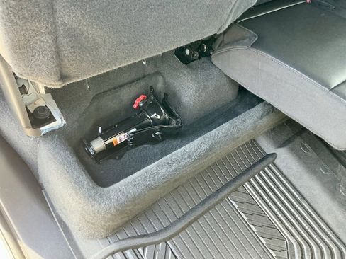 Used 2020 GMC Sierra 1500 AT4 w/ AT4 Premium Package image 28